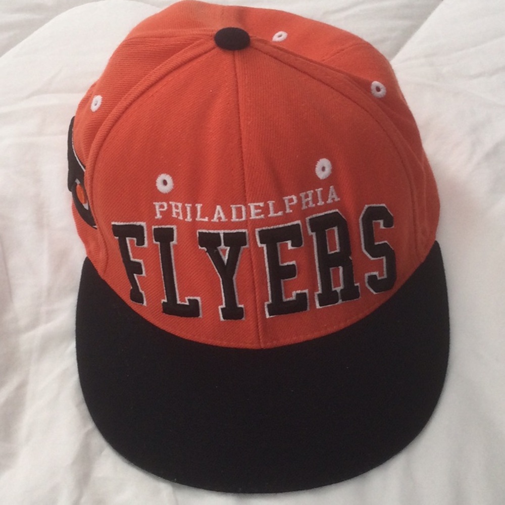 Zephyr Philadelphia Flyers adjustable hat